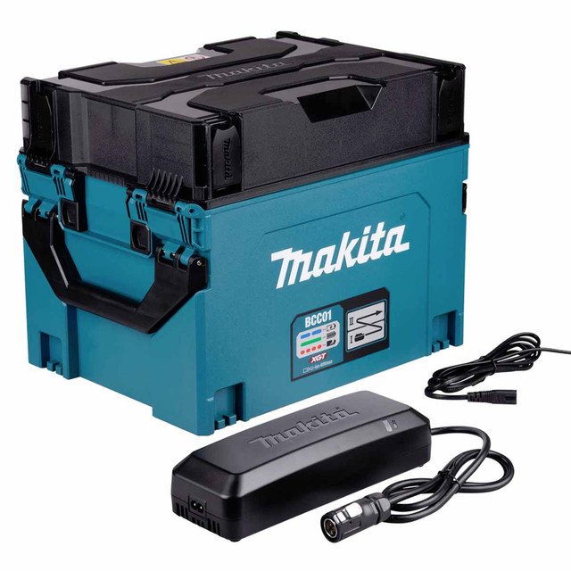 Makita BCC01 XGT Battery Charging Case