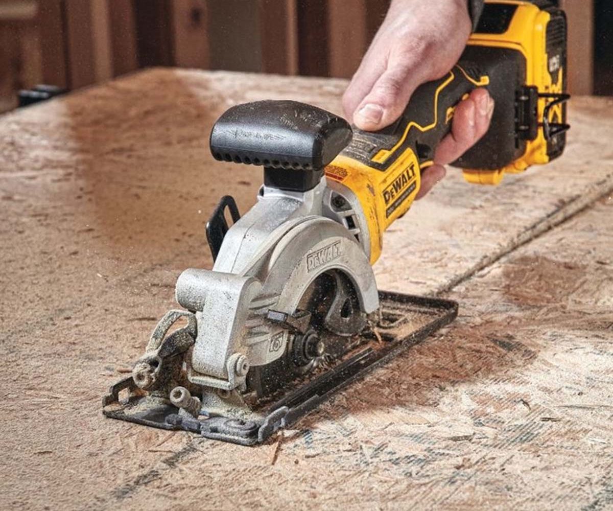 Dewalt Circular Saw Image