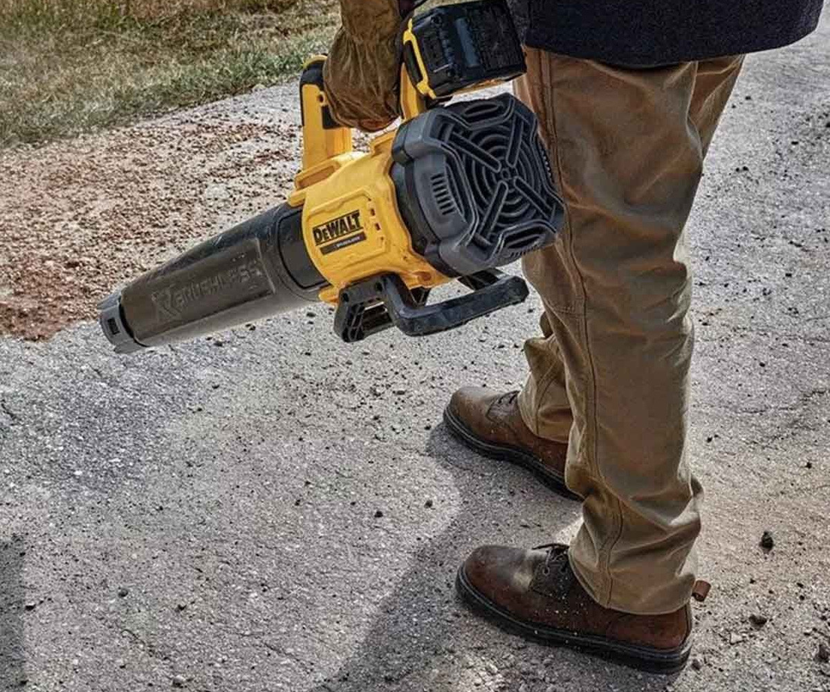 DeWalt Blower